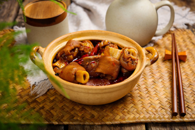 美味特色菜肴红焖羊肘