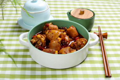 美味特色菜肴红焖羊肘