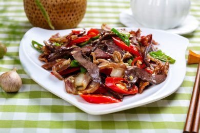 美味招牌菜小炒腊味拼盘