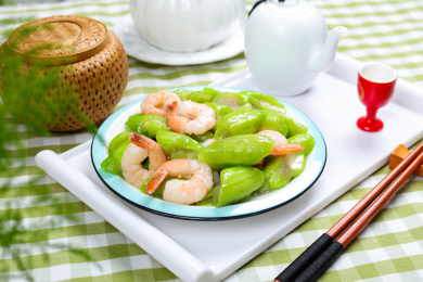 美味菜肴小炒胜瓜虾仁