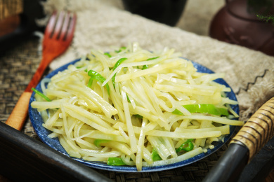 农家菜肴青椒土豆丝
