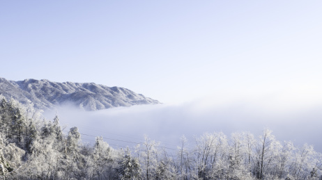 中国湖北宜昌大老岭国家级自然保护区雪景