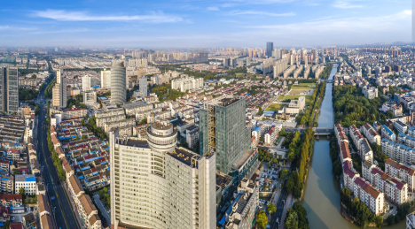 航拍江苏张家港城市建筑景观