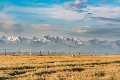 中国新疆巴音郭楞乡风光