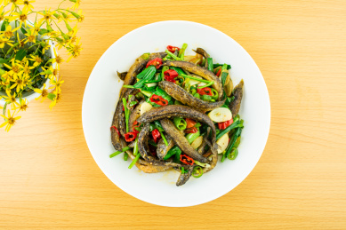 湘菜美食香辣泥鳅 