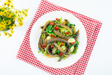 湘菜美食香辣泥鳅 