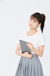使用Pad的女生形象