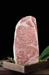 日式烧烤烤肉料理和牛雪花牛肉牛排