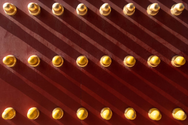 地坛南门和朱门上的门钉