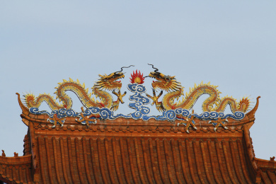 潮汕传统建筑屋顶精美的嵌瓷艺术