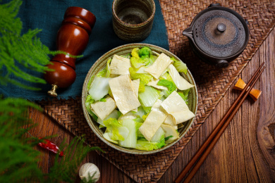 家常菜白菜炒豆腐皮