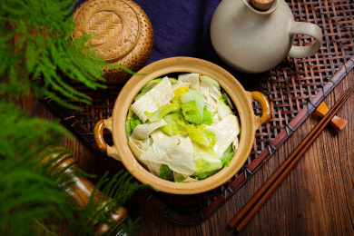 家常菜白菜炒豆腐皮