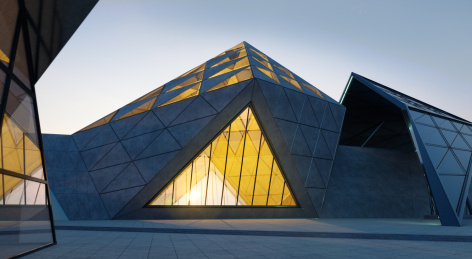 摩登三角形外观设计建筑物