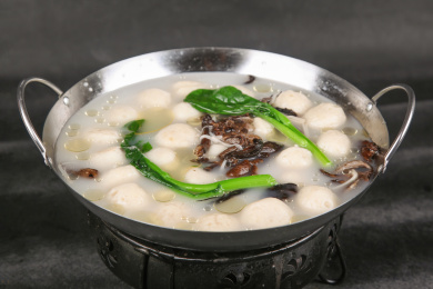 珍菌炖丸子