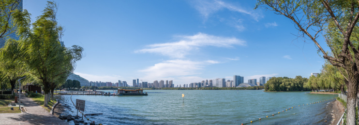 安徽合肥政务区CBD天鹅湖环湖景观风光