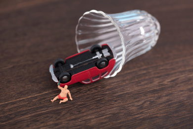 微缩创意由于酒驾酿成的车祸