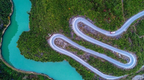 武陵山的畅通路