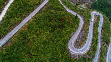 武陵山的畅通路