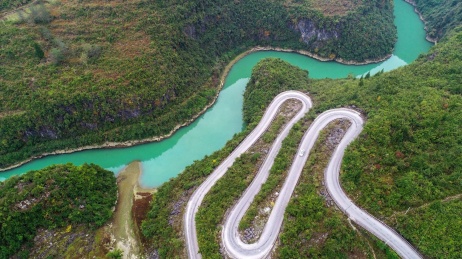 武陵山的畅通路