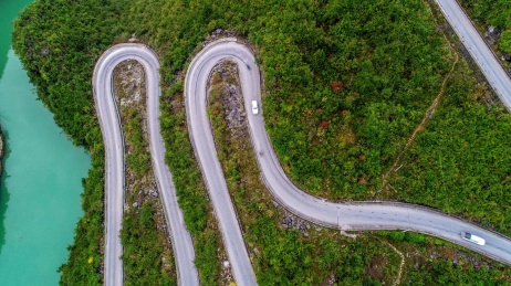 武陵山的畅通路
