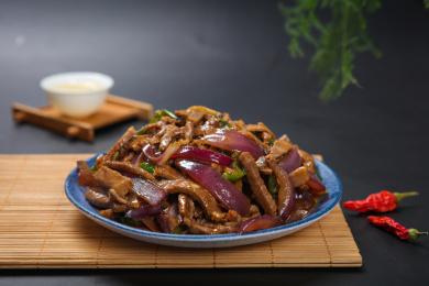 农家菜肴美食炒洋葱
