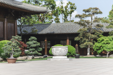 上海市宝山静寺的庭院