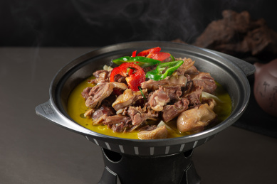 锅仔咸板鸭