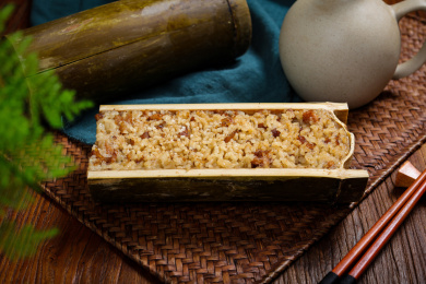 傣族傣味特色美食竹筒糯米饭