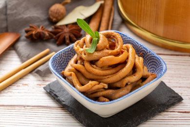 熟食：卤鸭肠
