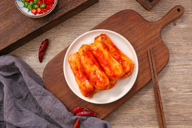 一盘韩式萝卜泡菜