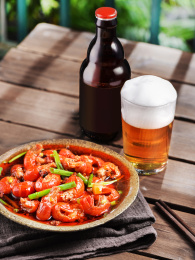 小龙虾配啤酒