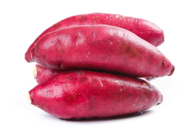 白底上放着一堆新鲜小香薯