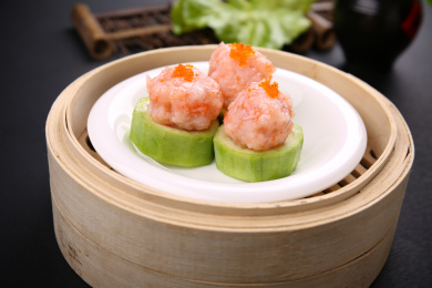 胜瓜蒸虾丸