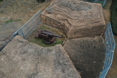 中国浙江嘉兴市海盐县南湾古炮