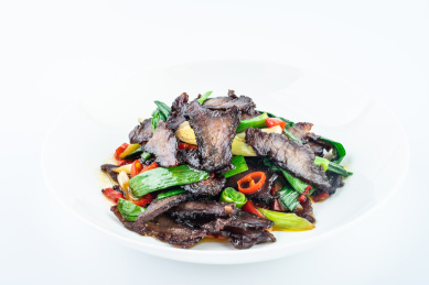 一碟炒腊牛肉 