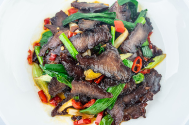 一碟炒腊牛肉 
