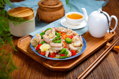 中餐特色菜爆炒猪脆肠