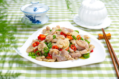 中餐特色菜爆炒猪脆肠