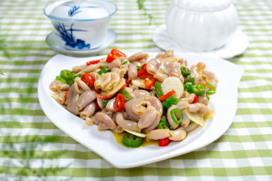 下酒菜美食辣椒炒猪肠