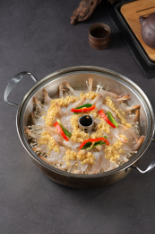 特色汽锅汉虾