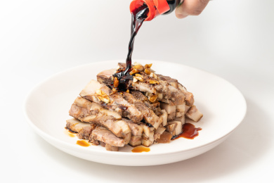 中国东北特色菜猪头肉焖子