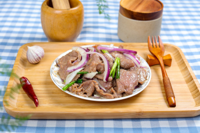 洋葱炒牛肉