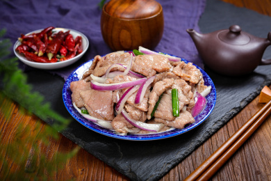 洋葱炒牛肉