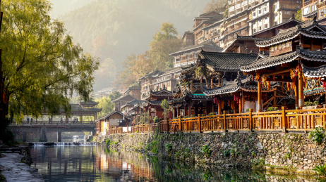 中国贵州黔东南西江千户苗寨宁静的清晨