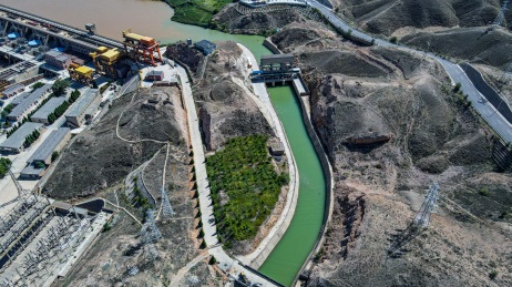 宁夏青铜峡黄河大峡谷水利枢纽
