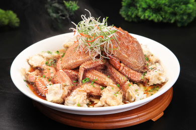 葱油蒸红毛蟹  葱油蒸红毛蟹