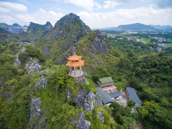 广西北流景点勾漏洞