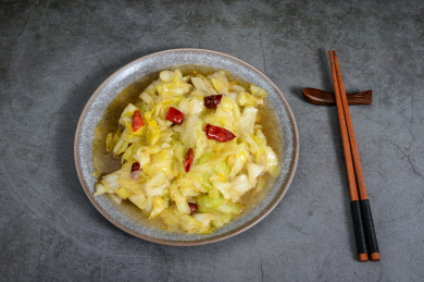炝炒莲白