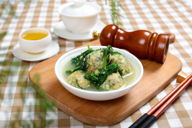 家常汤菜美食茴香素丸子汤