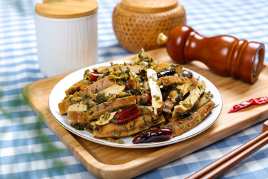 美味家常菜雪菜炒豆干